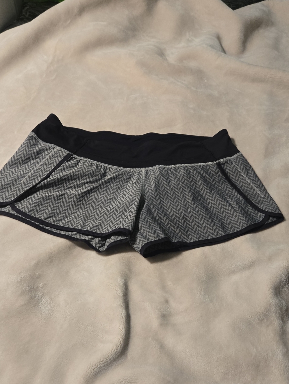 lululemon athletica Gray Chevron Athletic Shorts with Black Waistband